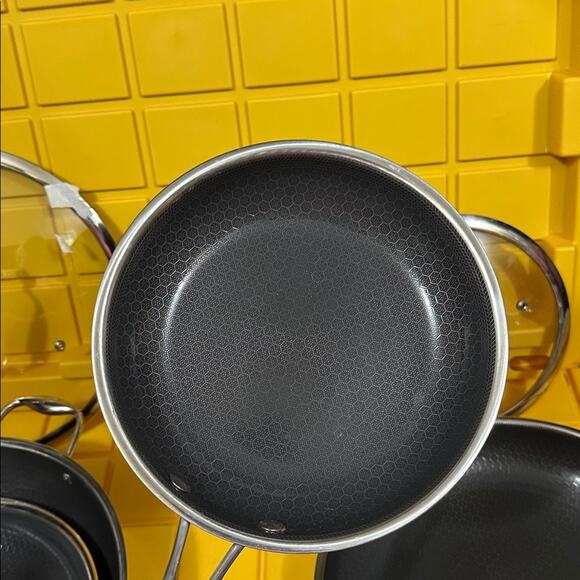 HEXCLAD 7-Piece Nonstick Stainless Steel Frying Pan Set 8 10 12- Lids Wok $600 - Picture 9 of 10